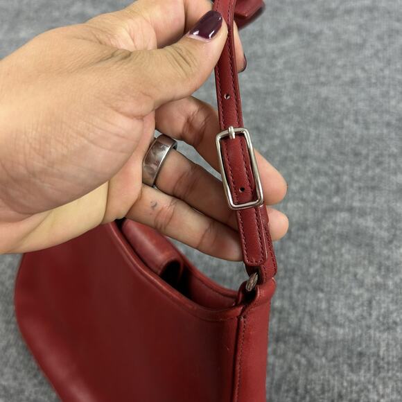 Vintage Coach Legacy Demi Red Leather Shoulder Hobo Baguette Bag 8319 90s Y2K - Picture 7 of 13